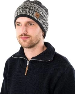 Arn Beanie Reversible